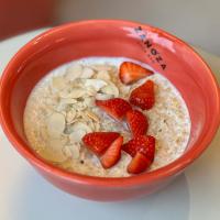 Овсяная каша на растительном молоке - Zanoza Open Bar - готовим еду для современного жителя города