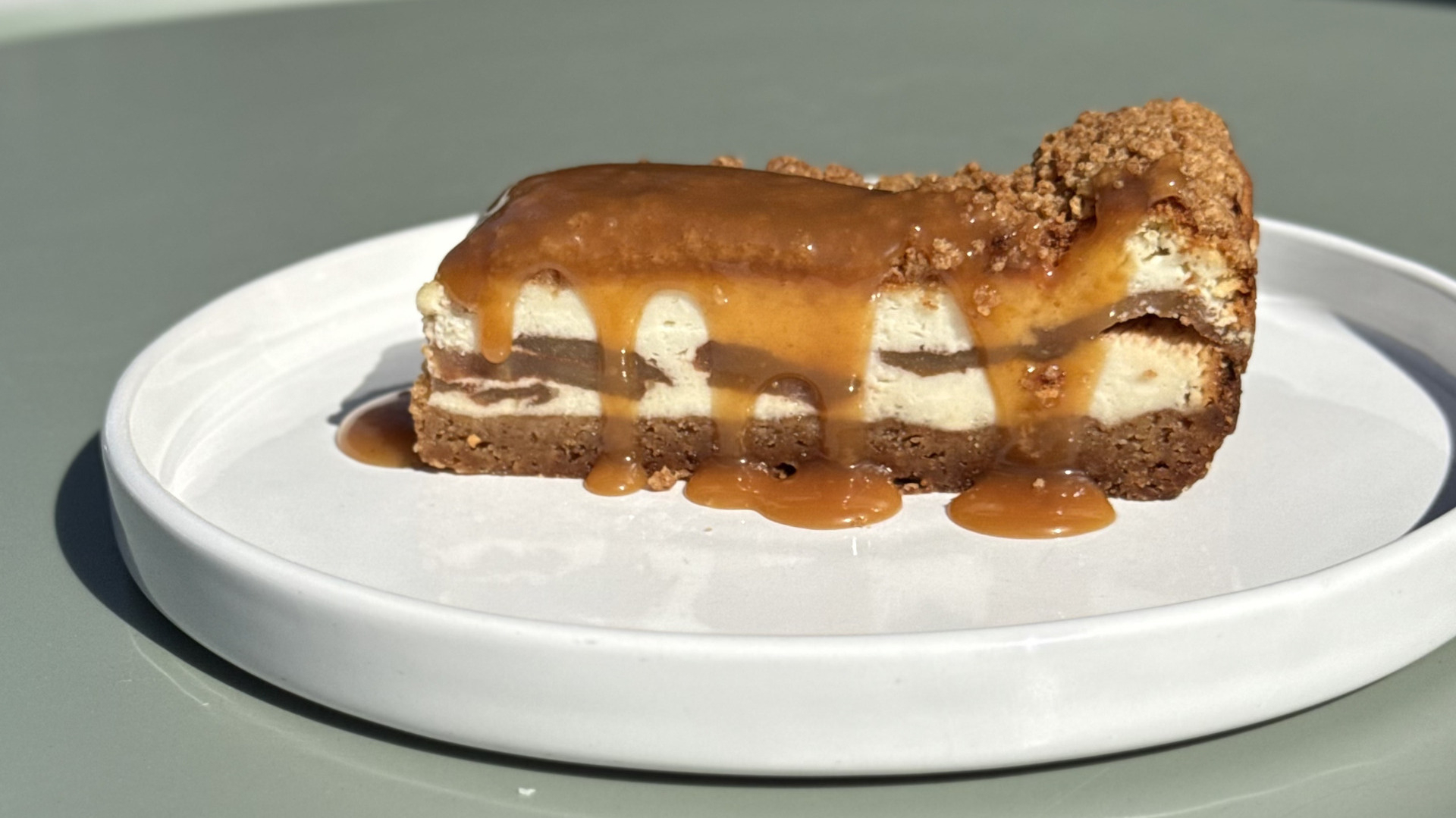 Чизкейк с яблоком - Zanoza Open Bar - готовим еду для современного жителя города